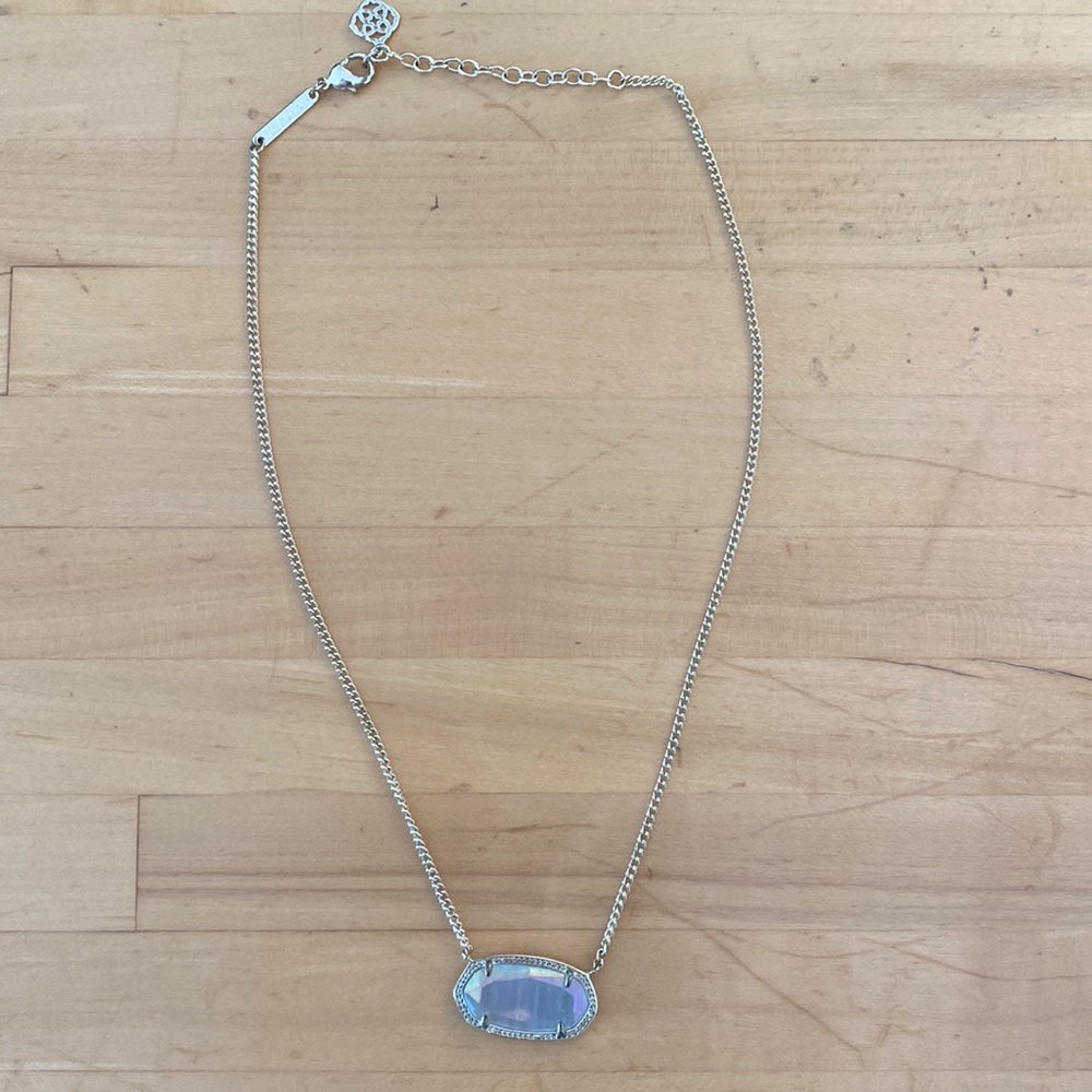 Kendra Scott gold pendent necklace